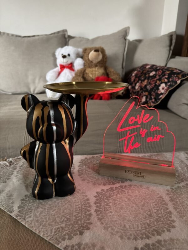 STATUE OURS VIDE POCHE