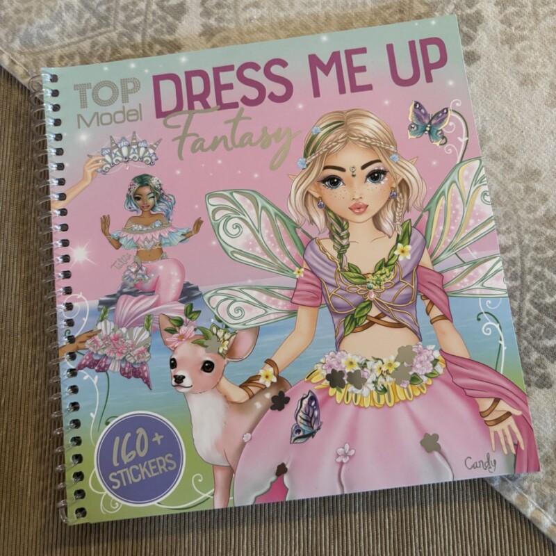 DRESS ME UP FANTASY - TOP MODEL