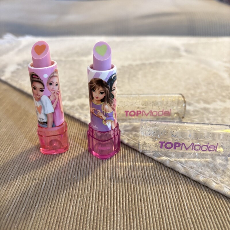 GOMME ROUGE A LEVRE - TOP MODEL