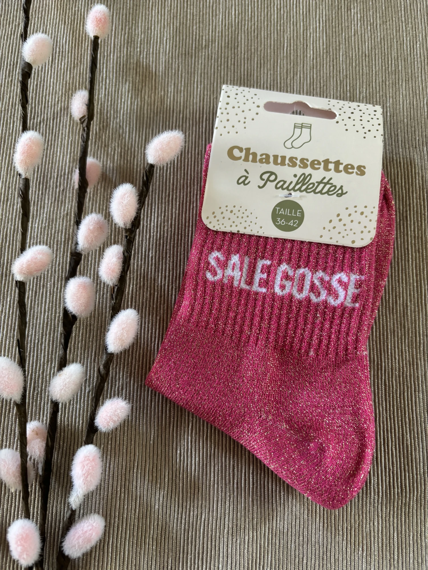 SALE GOSSE CHAUSSETTES A PAILLETTES