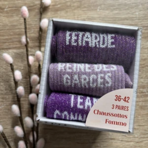 COFFRET FETARDE CHAUSSETTE A PAILLETTES