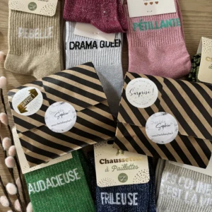 AALLEERRTTEE : CHAUSSETTES A PAILLETTES SURPRISE !!!!
