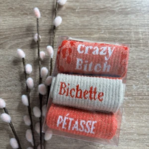 COFFRET CRAZY BITCH CHAUSSETTE A PAILLETTES