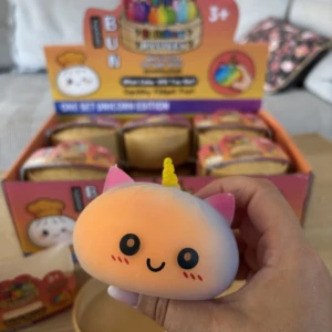 SQUISHY BUN LICORNE GRAND MODELE
