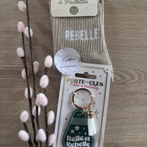 1 OFFRE PORTE CLES ET CHAUSSETTE 9.50€ - REBELLE